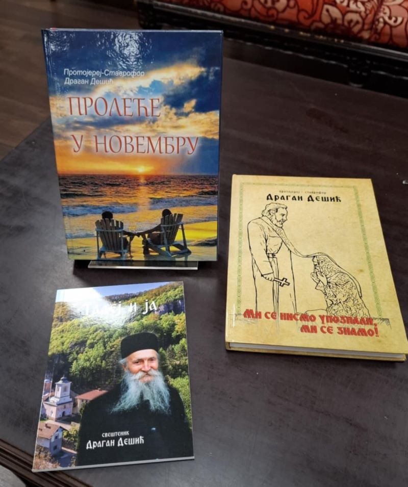 Svestenik Dragan Desic