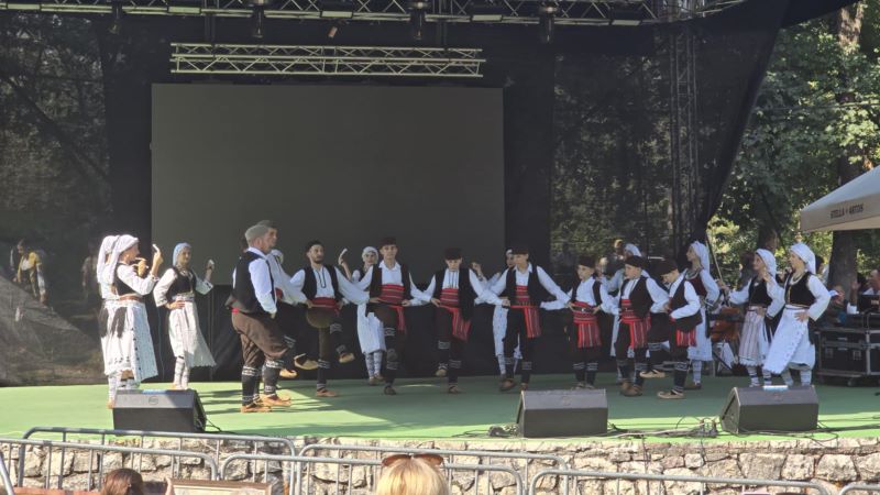 3c4cc82b f435 4940 a3d1 619a9a12b9ac