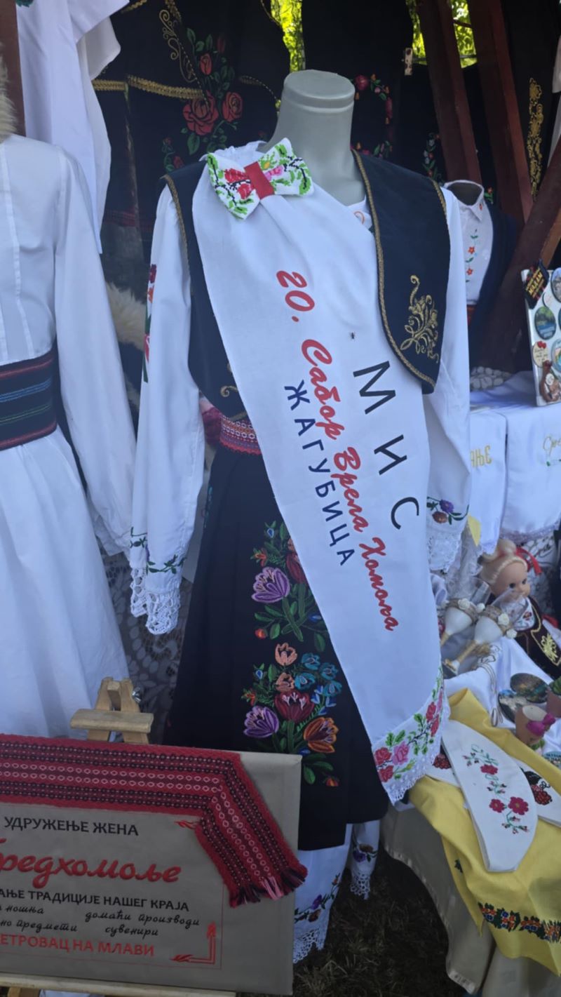 64429018 912d 4f72 a890 cb8c23ef404d