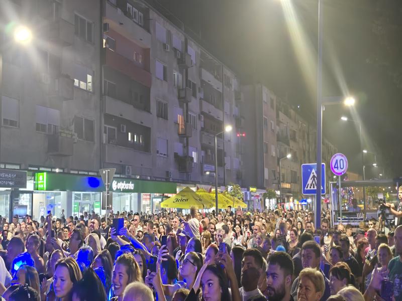 20250905 211938 800x600 1