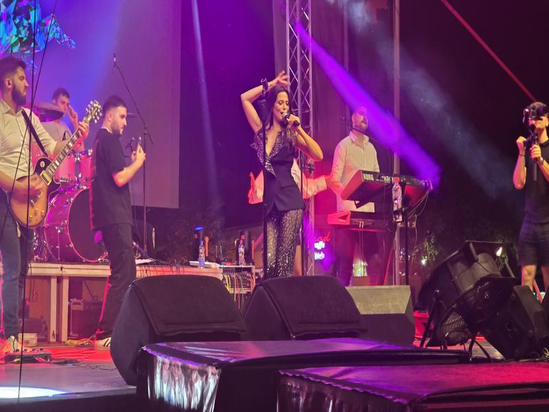 20250906 220923 800x600 1