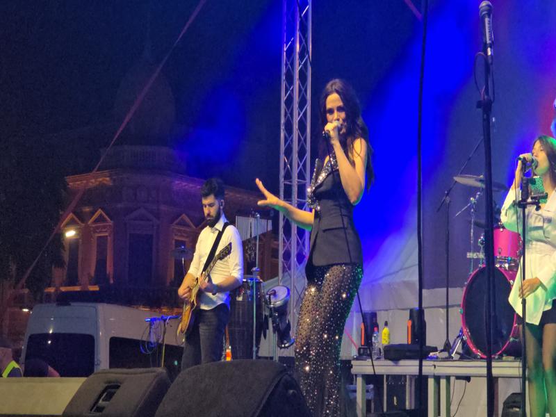 20250906 221207 800x600 1