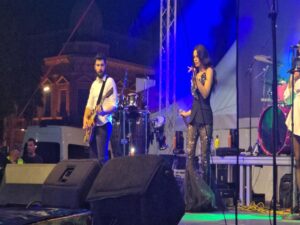 20250906 221219 800x600 1