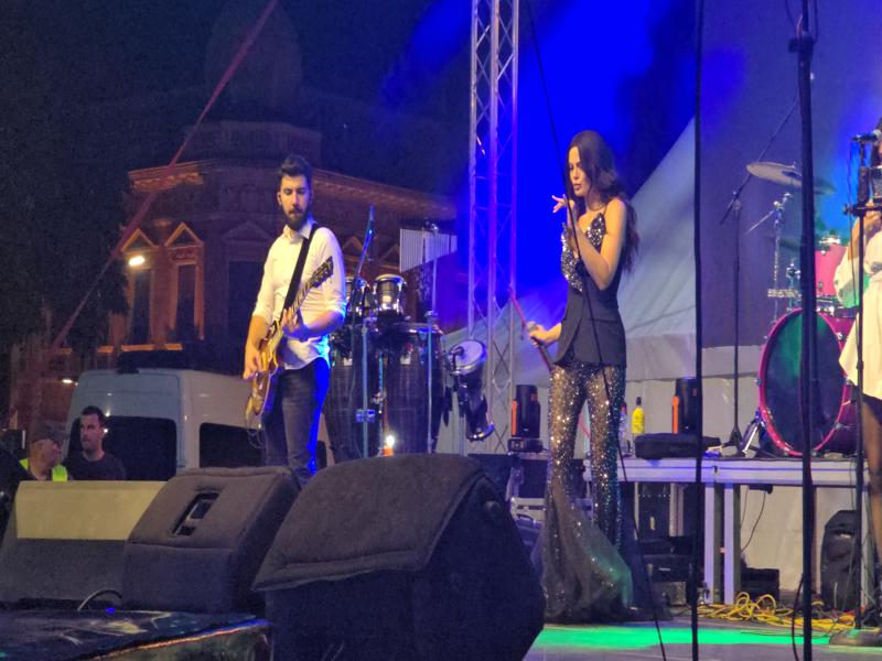 20250906 221219 800x600 1