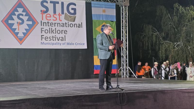 e6d7c422 229b 453e 948b d9ebab6ba458