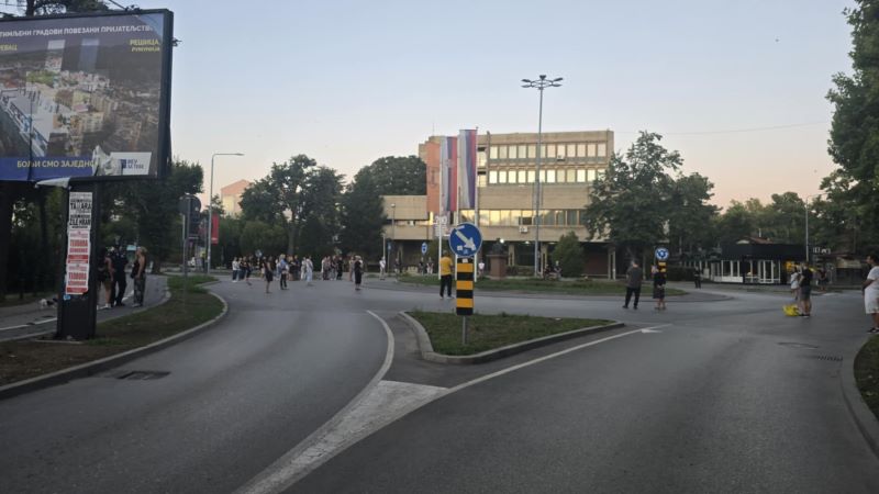 f8bd4b28 c3a5 4b69 b424 57fa270b615c