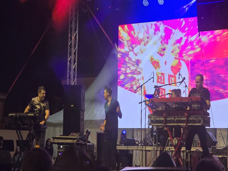 20250904 225830 800x600 1