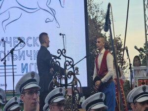 20250905 183309 800x600 1