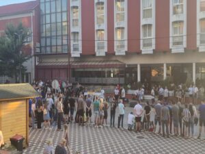 20250906 175740 800x600 1