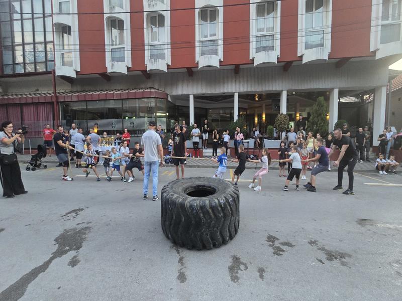 20250906 190012 800x600 2