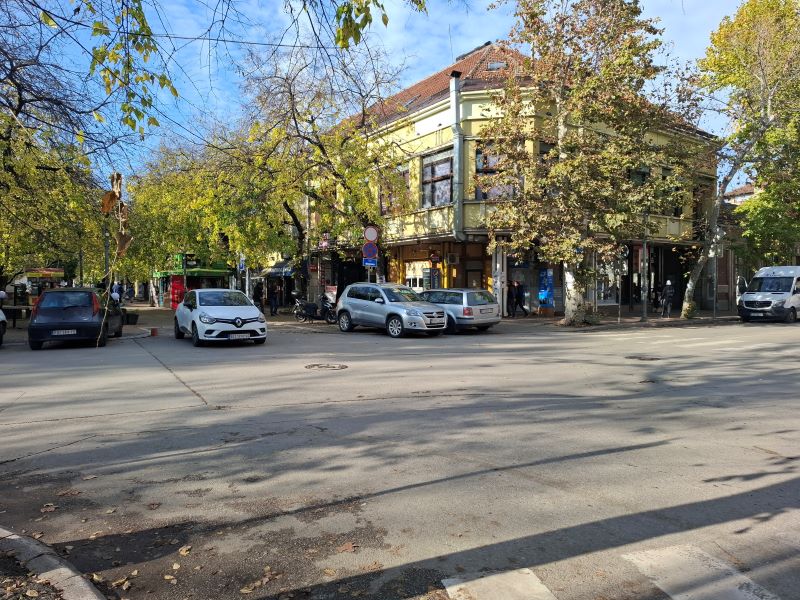 JESEN STARI KORZO ULICA