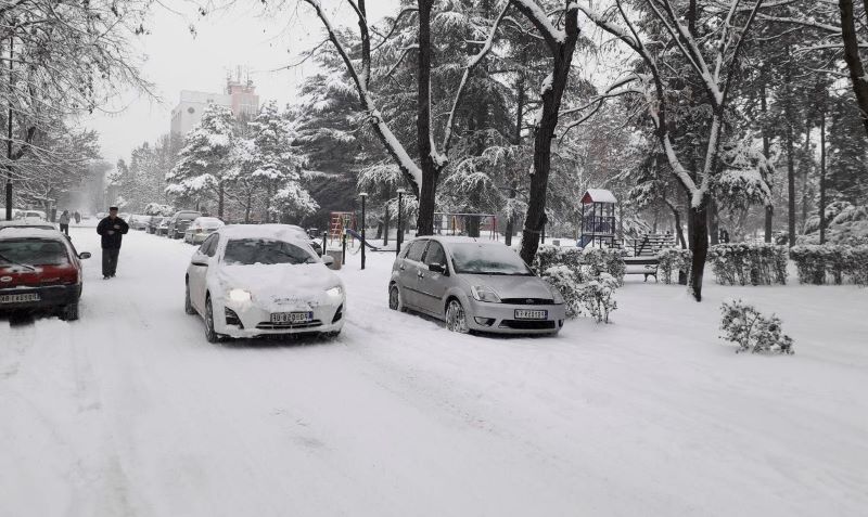 GrO SSP Požarevac: Sneg u Požarevcu pao – sistem se srušio!