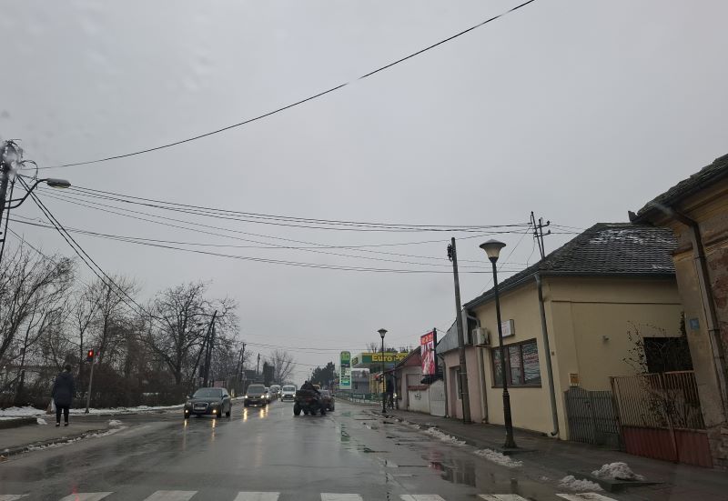 ZIMA VREME OBLAK ULICA