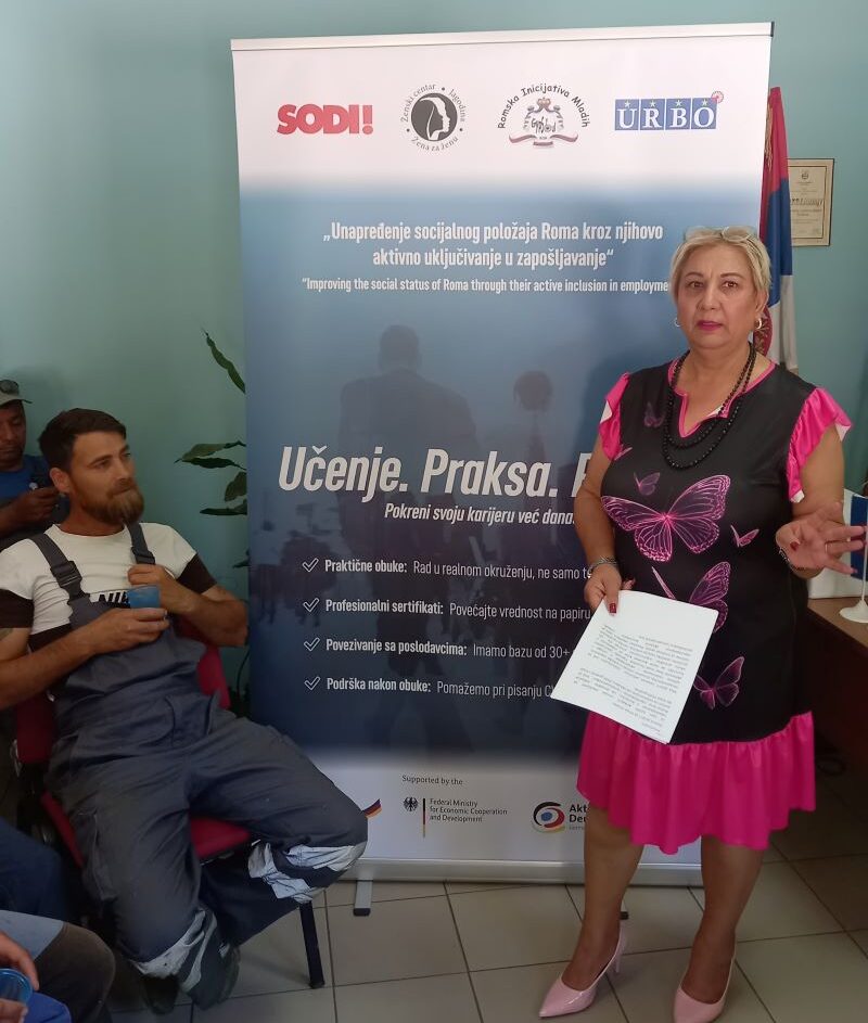 U Kostolcu održani Dani romske karijere: Podrška zapošljavanju, obukama i razvoju preduzetništva 9 Azire Ahmeti na Danima romske karijere u Kostolcu