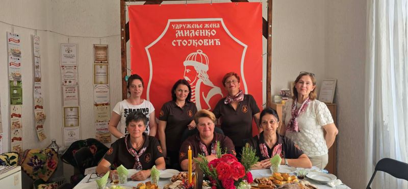 Čuvari tradicije iz Kličevca: Udruženje žena „Milenko Stojković“ proslavilo krsnu slavu 8 Članice Udruženja žena „Milenko Stojković“ iz Kličevca obeležavaju krsnu slavu Svetog cara Konstantina i carice Jelene