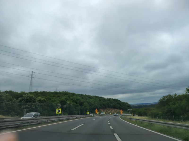 Vremenska prognoza za Srbiju – promenljivo vreme sa pljuskovima i grmljavinom do petka, od subote sunčano i toplije.