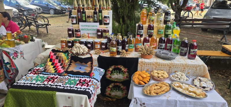 Boj na Prugovu održan uz bogat program tradicije, takmičenja i muzike 35