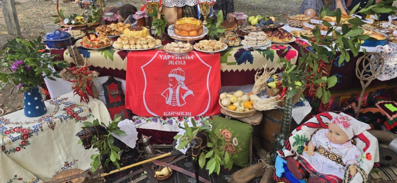 Boj na Prugovu održan uz bogat program tradicije, takmičenja i muzike 32