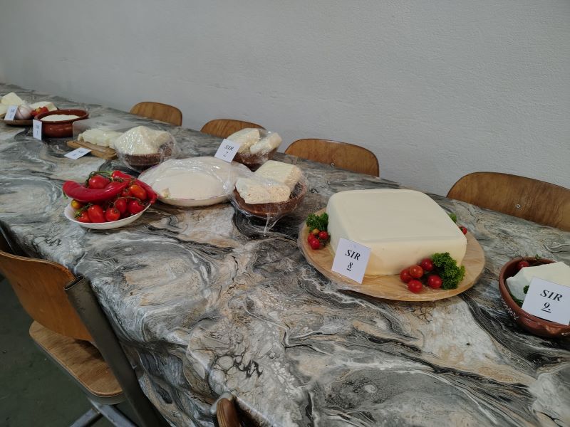 Domaći sir tokom Dana proje i sira u Medveđici