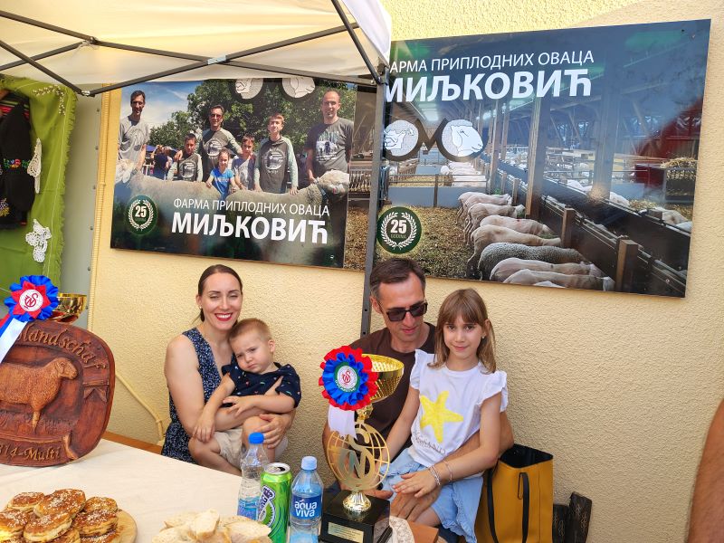 Farma Miljković na Miholjskim susretima sela Šapine