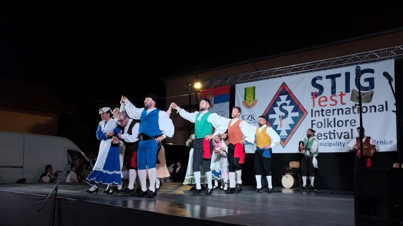 Folkloraši STIG FESTA predstavljaju svoje nacionalne tradicije