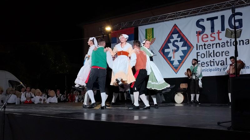 Učesnici šestog Međunarodnog festivala folklora STIG FEST