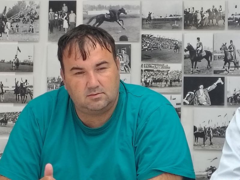 Marko Veljković na konferenciji povodom avgustovskog sastanka