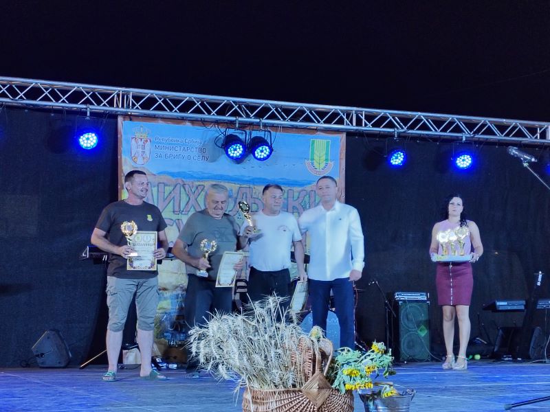 Dodela nagrada na Miholjskim susretima sela Šapine