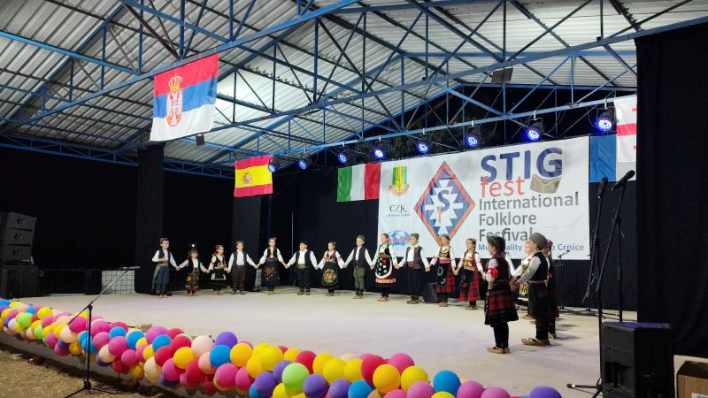 Tradicionalna igra i narodne nošnje na STIG FESTU u Batuši