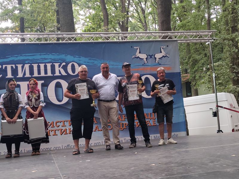 Održano „Stiško poselo“ kod jezera Zaova: Tradicija, gastronomija, kultura i muzika okupili brojne posetioce (FOTO) 73 Vladica Marković iz Petrovca na Mlavi osvojio prvo mesto za riblju čorbu