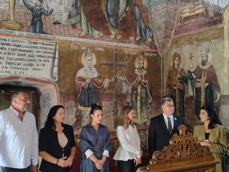 Državna sekretarka Milena Popović u poseti Malom Crniću: Male opštine treba da budu na turističkoj mapi Srbije 15 Državna sekretarka Milena Popović u manastiru Zaova u opštini Malo Crniće