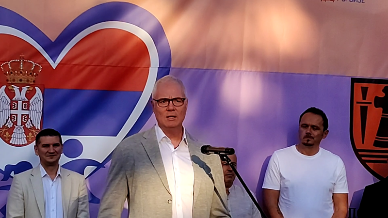 Deca Srbije u Požarevcu: Sport, prijateljstvo i zajedništvo 8 Dejan Tomašević na svečanom otvaranju kampa Deca Srbije u Požarevcu
