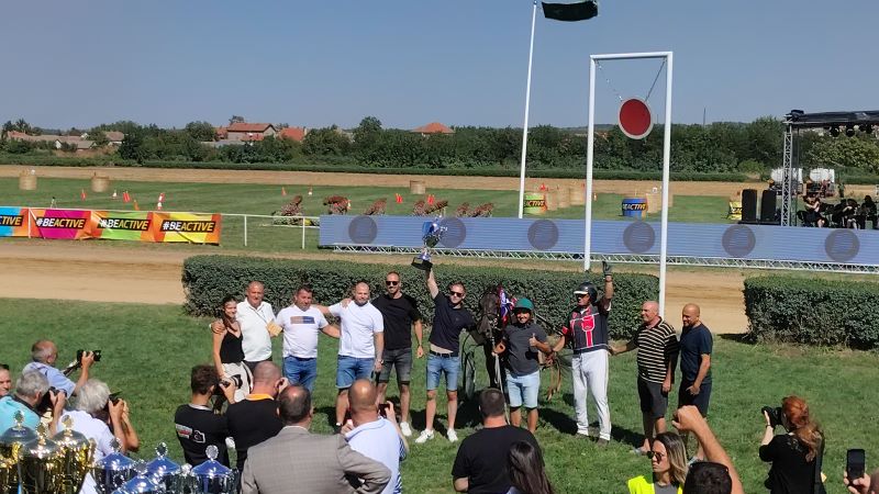 ZAVRŠENE 63. LJUBIČEVSKE KONJIČKE IGRE: Milan Ivić iz Kasidola novi vitez Ljubičeva 21 Galopska trka na požarevačkom Hipodromu tokom Ljubičevskih konjičkih igara