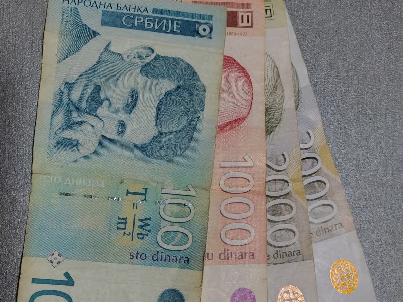 Isplata jednokratne pomoći od 6.000 dinara građanima Srbije