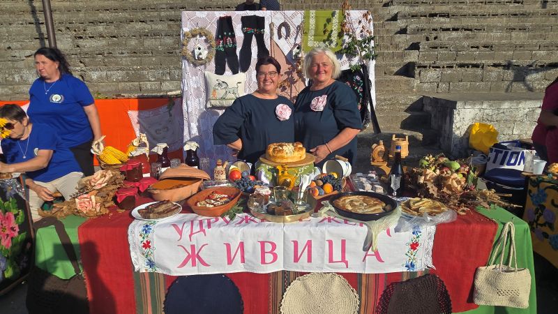 Čuvari tradicije kroz generacije okupili 21 udruženje žena u Kličevcu 62 Uz Zivica na manifestaciji Cuvari tradicije u Klicevcu
