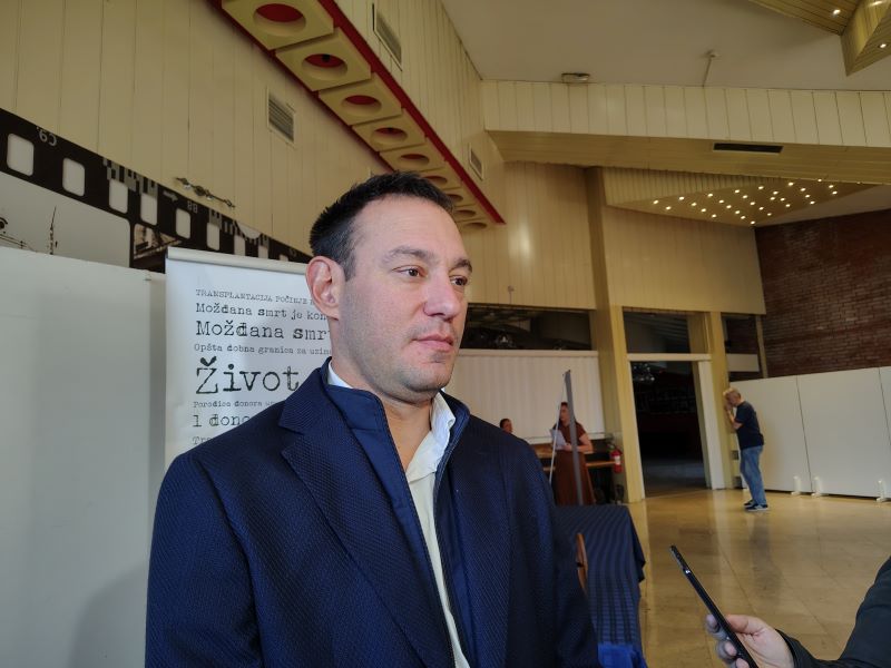 Tribina „Zajedno kroz…“ u Požarevcu: Jedno „da“ može spasiti više života 8 Dr Nemanja Aleksić govori o transplantaciji srca u Požarevcu