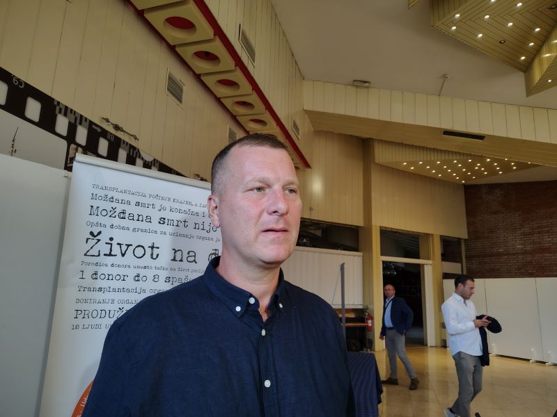 Tribina „Zajedno kroz…“ u Požarevcu: Jedno „da“ može spasiti više života 9 Dr Saša Knežević govori o značaju doniranja organa