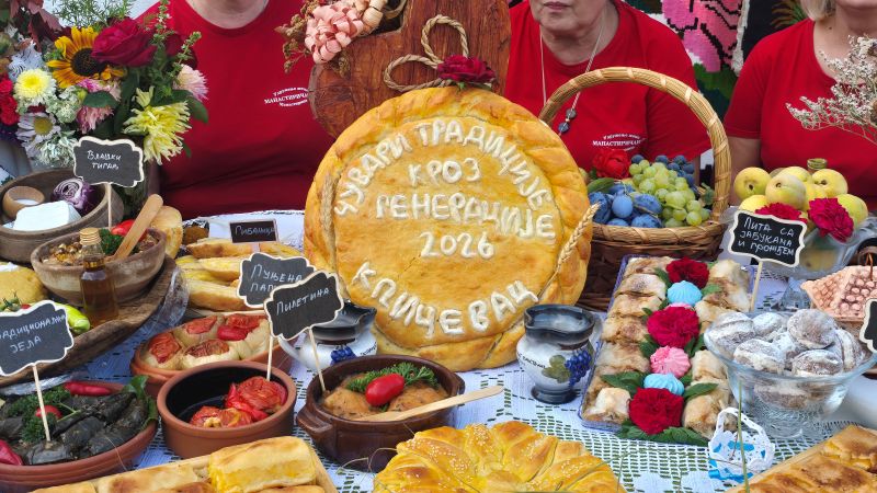 Čuvari tradicije kroz generacije okupili 21 udruženje žena u Kličevcu 70 kolac cuvari tradicije u Klicevcu