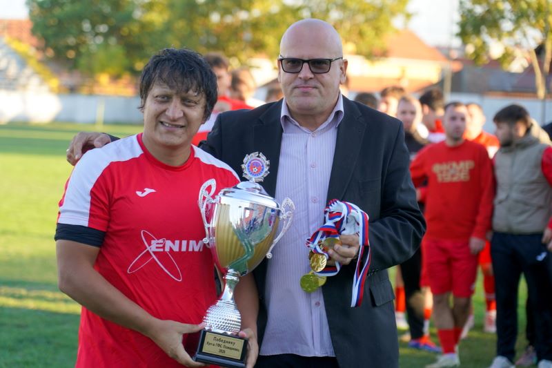 Mladi Radnik 1926 osvojio Kup GFS Požarevac: Pet utakmica do velikog trofeja! 3 Fudbaleri Mladog Radnika 1926 osvojili Kup GFS Požarevac za 2026. godinu.