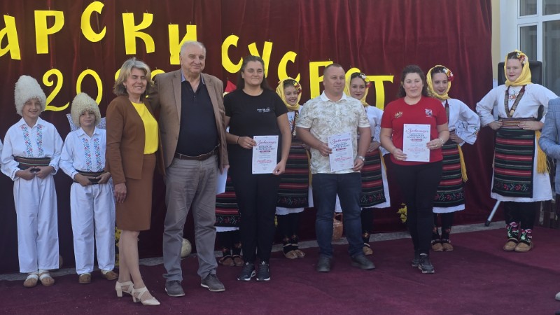 ČEŠLJEVOBARSKI SUSRETI 2026: Zatonje sveukupni pobednik manifestacije koja čuva tradiciju i narodne običaje 61 Zahvalnice učesnicima Češljevobarskih susreta 2026
